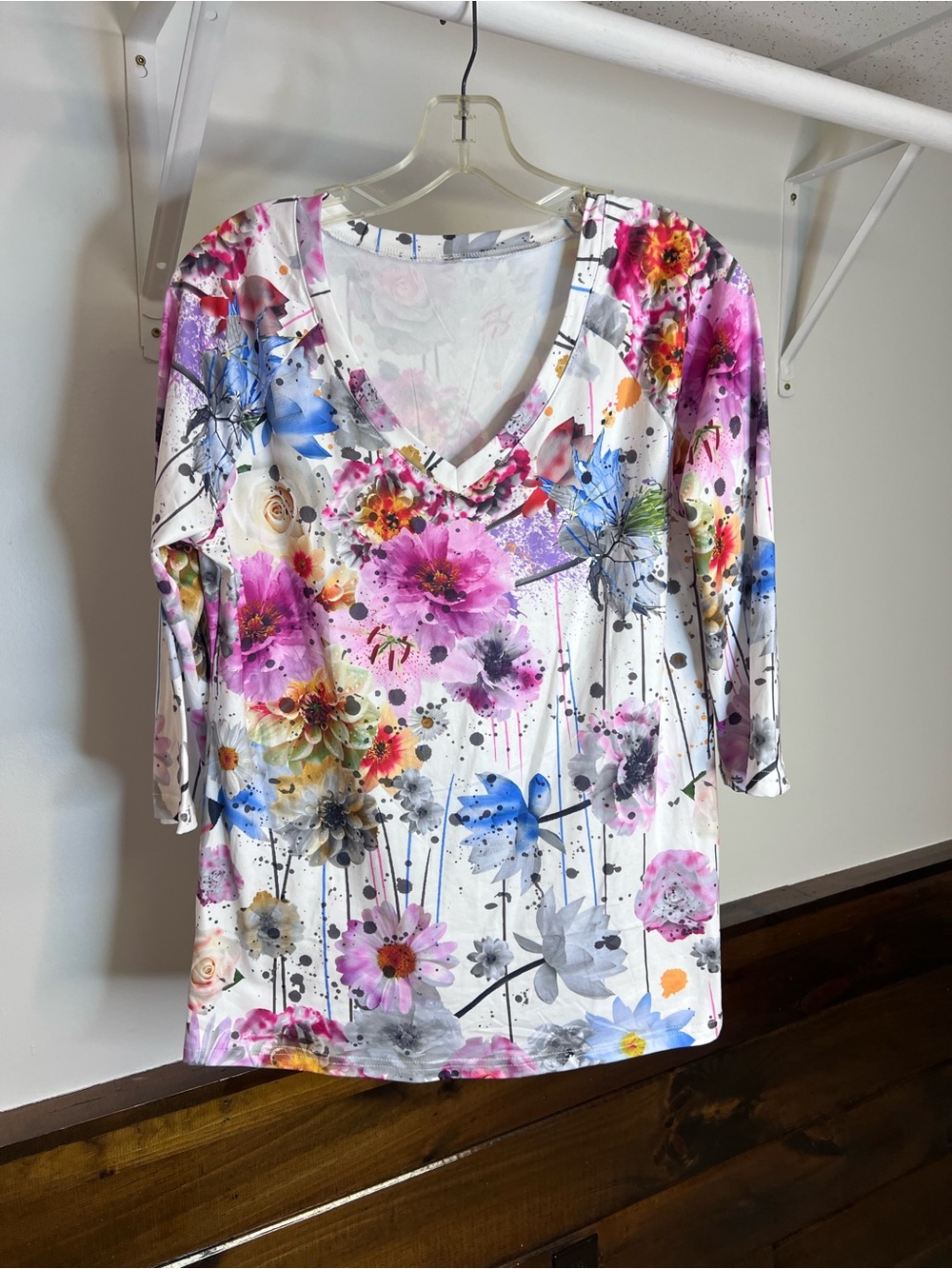 Amazon Floral V-Neck Women's Top- S